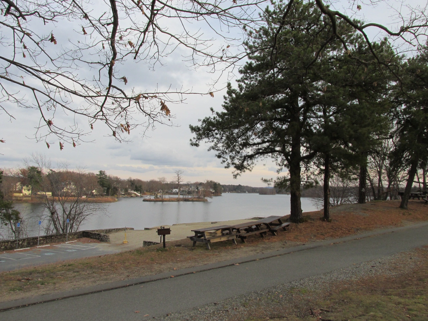 Quinsigamond State Park