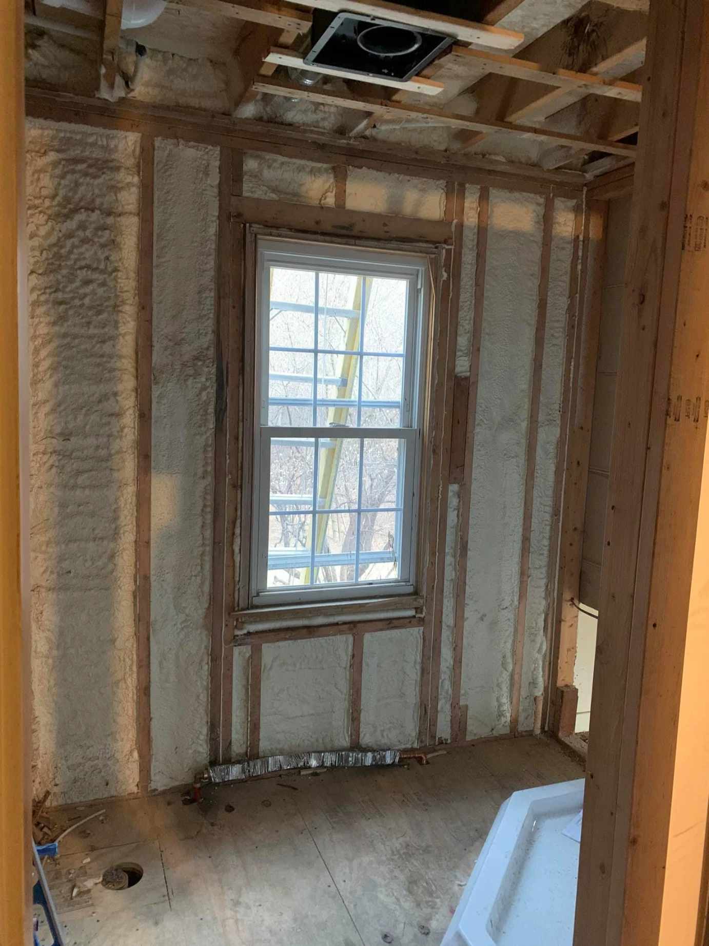 Can Open-Cell Spray Foam Reduce Indoor Dust Levels?