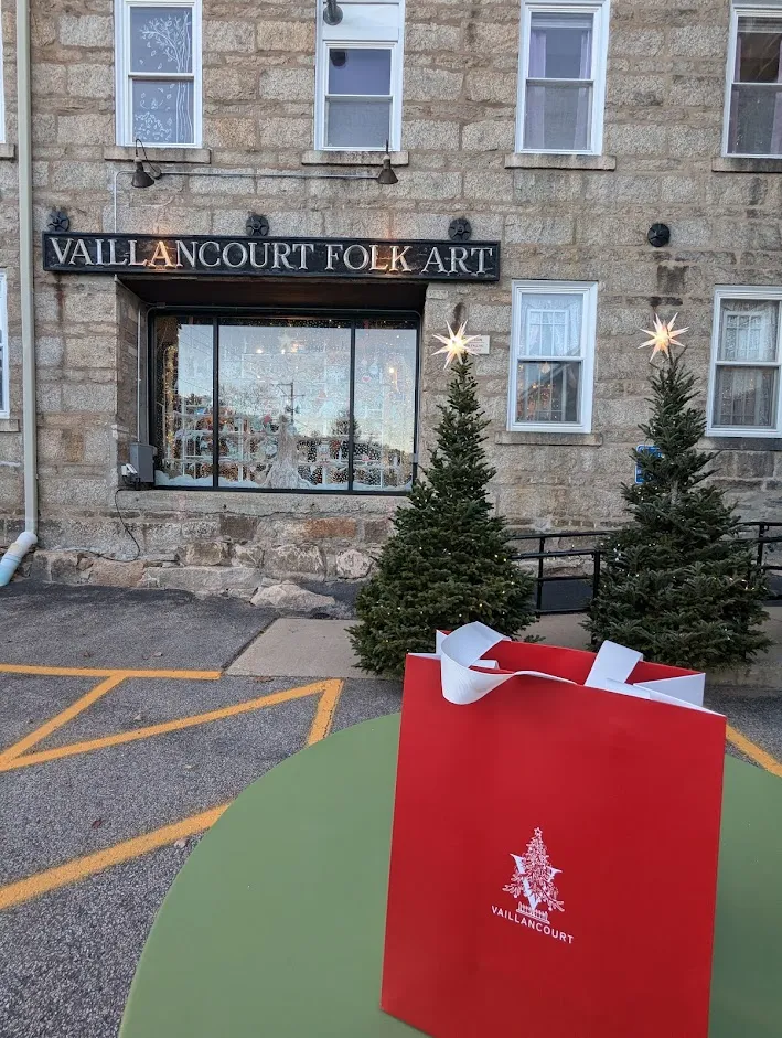 Vaillancourt Folk Art