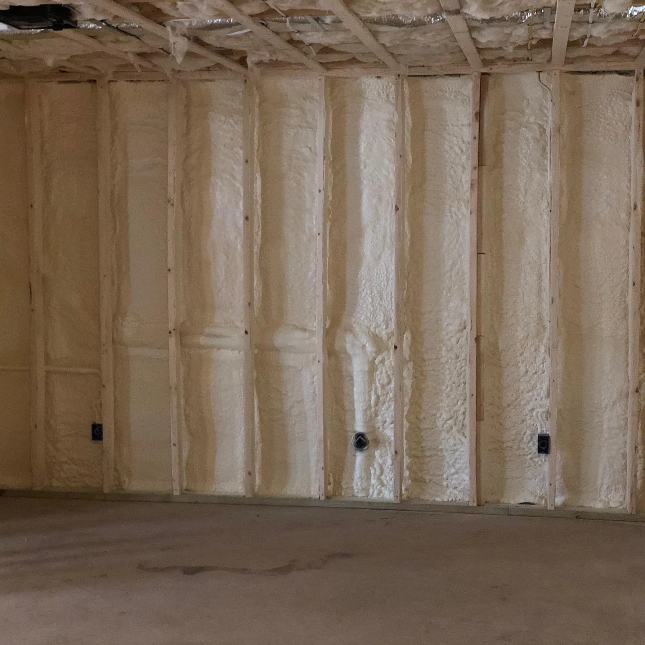 Open-Cell vs Closed Cell Spray Foam: Key Differences