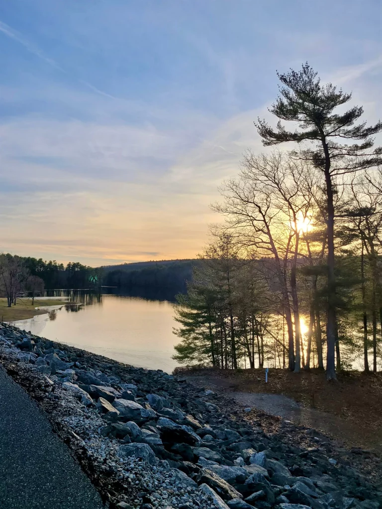 Buffumville Lake